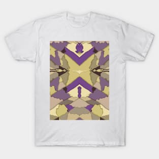 Origami Melted Retro Repeated Pattern T-Shirt